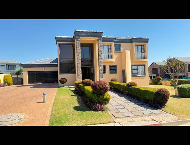 5 BEDROOM HOUSE FOR SALE IN BLUE VALLEY GOLF ESTATE